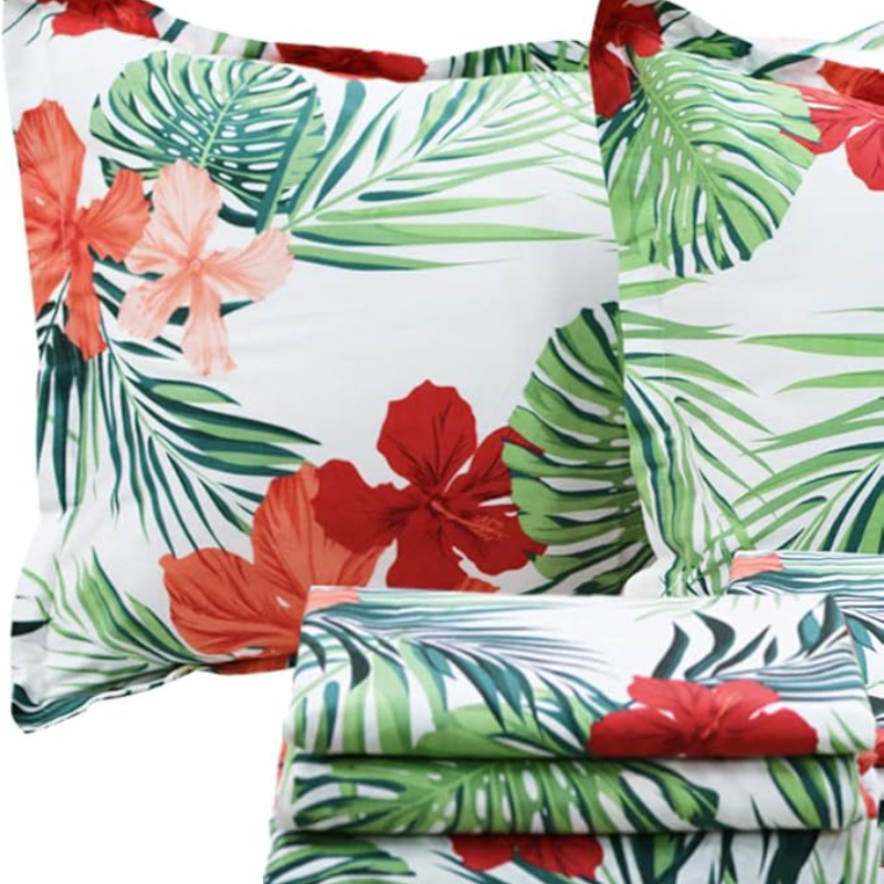 This bedroom features FADFAY's flat sheet, fitted sheet, and pillowcases.