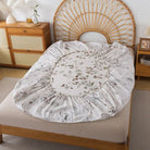 This FADFAY fitted sheet uses an elastic band design that securely wraps around the mattress, preventing it from shifting out of place.