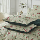 These two pillows are using FADFAY pillowcases.