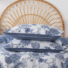 These two pillows are using FADFAY pillowcases.