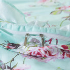 The zipper design makes FADFAY duvet covers more convenient to use.