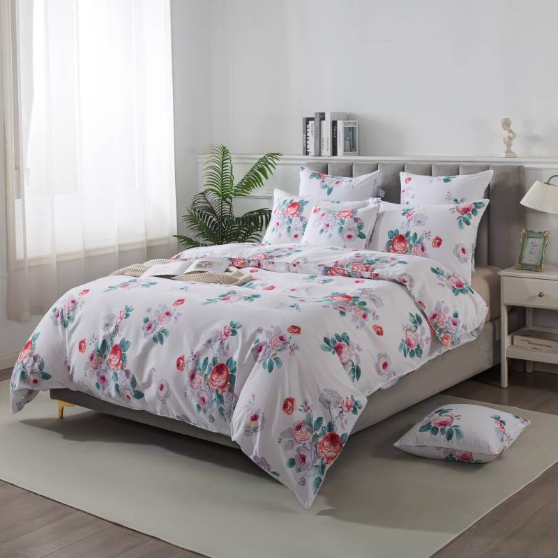 This FADFAY duvet cover set is clean and fresh overall.