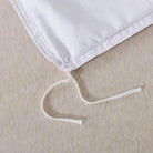 The strap design of this FADFAY makes the comforter stay neat and less prone to deformation.