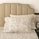 These two pillows are using FADFAY pillowcases.