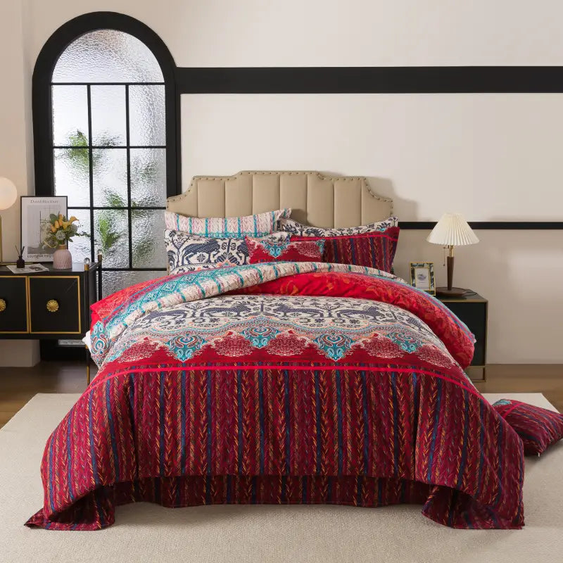 This bedroom features a FADFAY three-piece Duvet Cover Set.