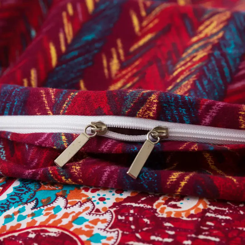 The zipper design makes FADFAY duvet covers more convenient to use.