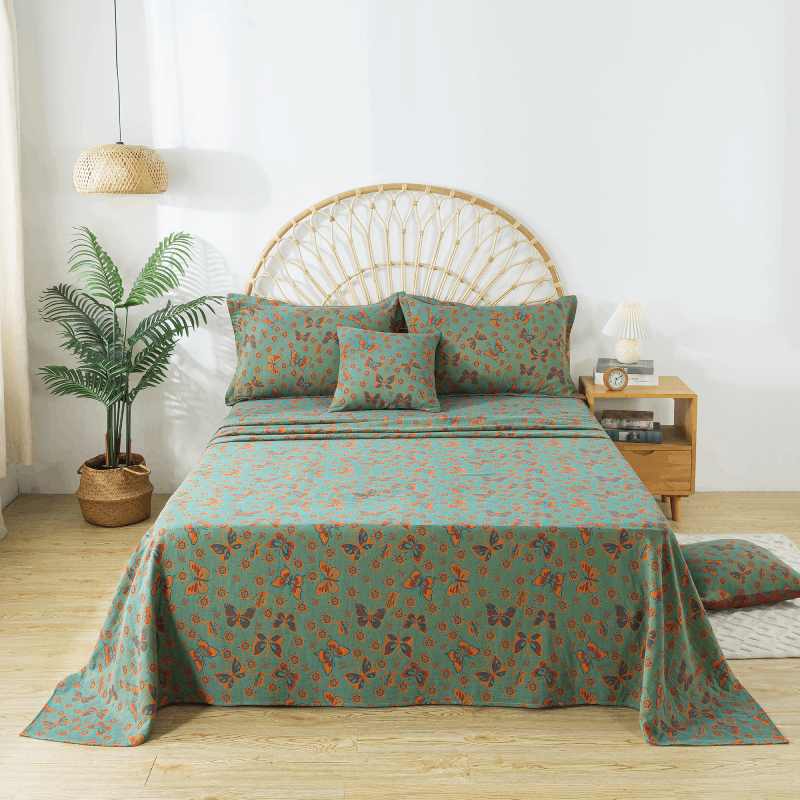 This bedroom features FADFAY's flat sheet, fitted sheet, and pillowcases.