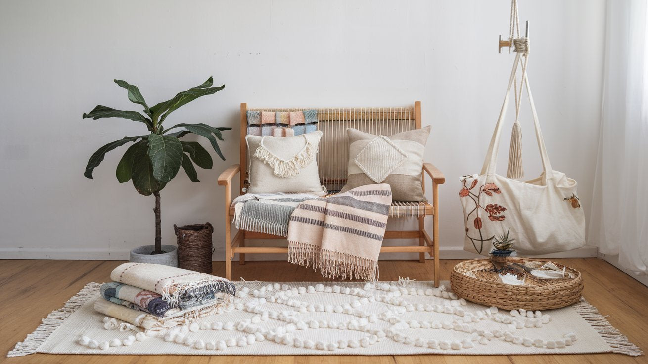 What Practical Things Can I Make Using a Weaving Loom?